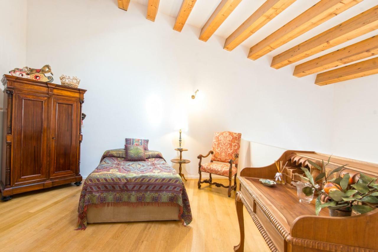 Charming Apartment In The City Center By Wonderful Italy Palermo Eksteriør billede